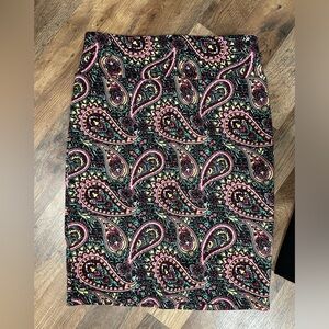 Lularoe Cassie skirt. Size medium